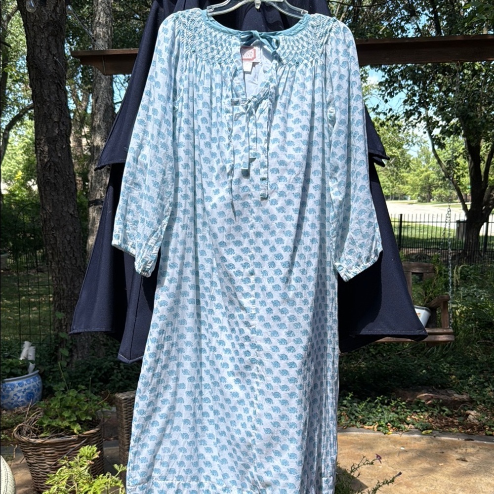 India & Ivy blue & white block print long sleeve smocked neck dress.